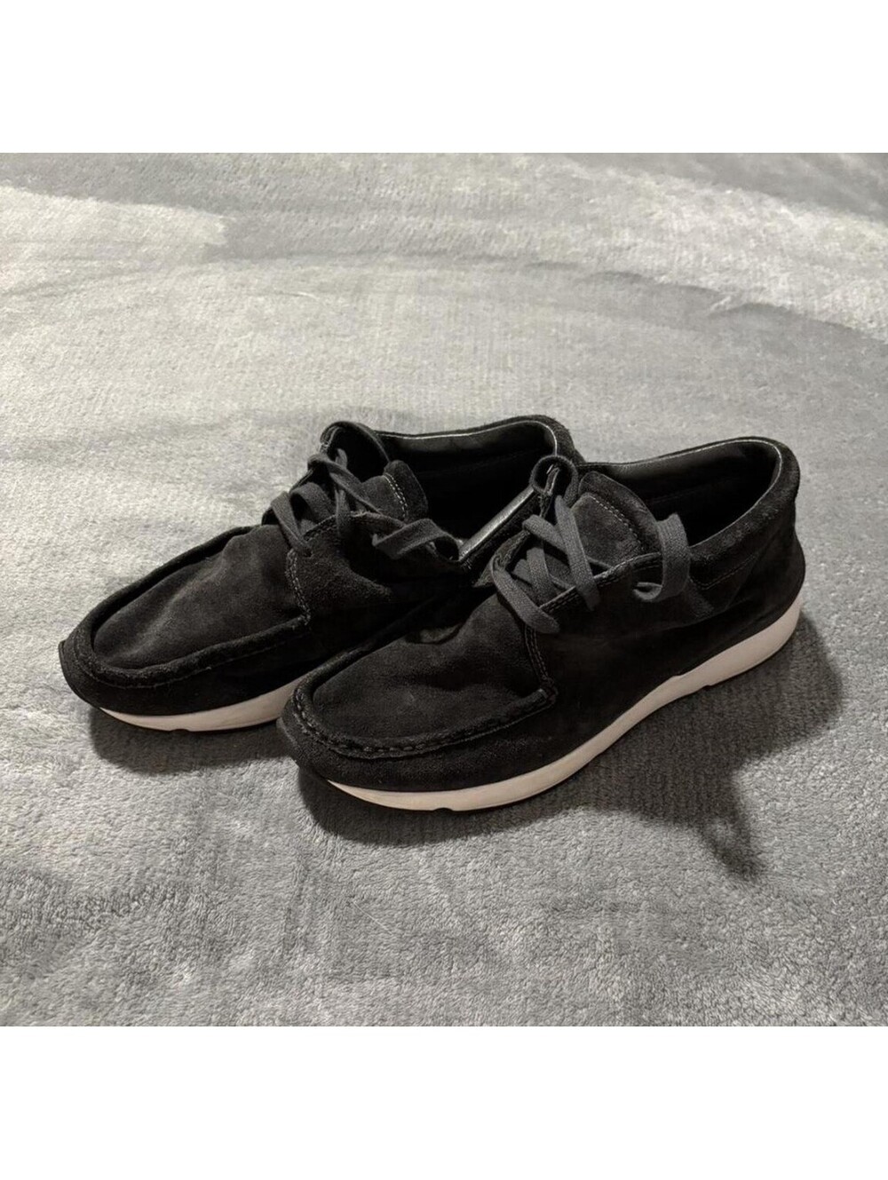 Vince Black Suede Lace-Up Sneakers US Women’s 7 Casual Round Toe Solid